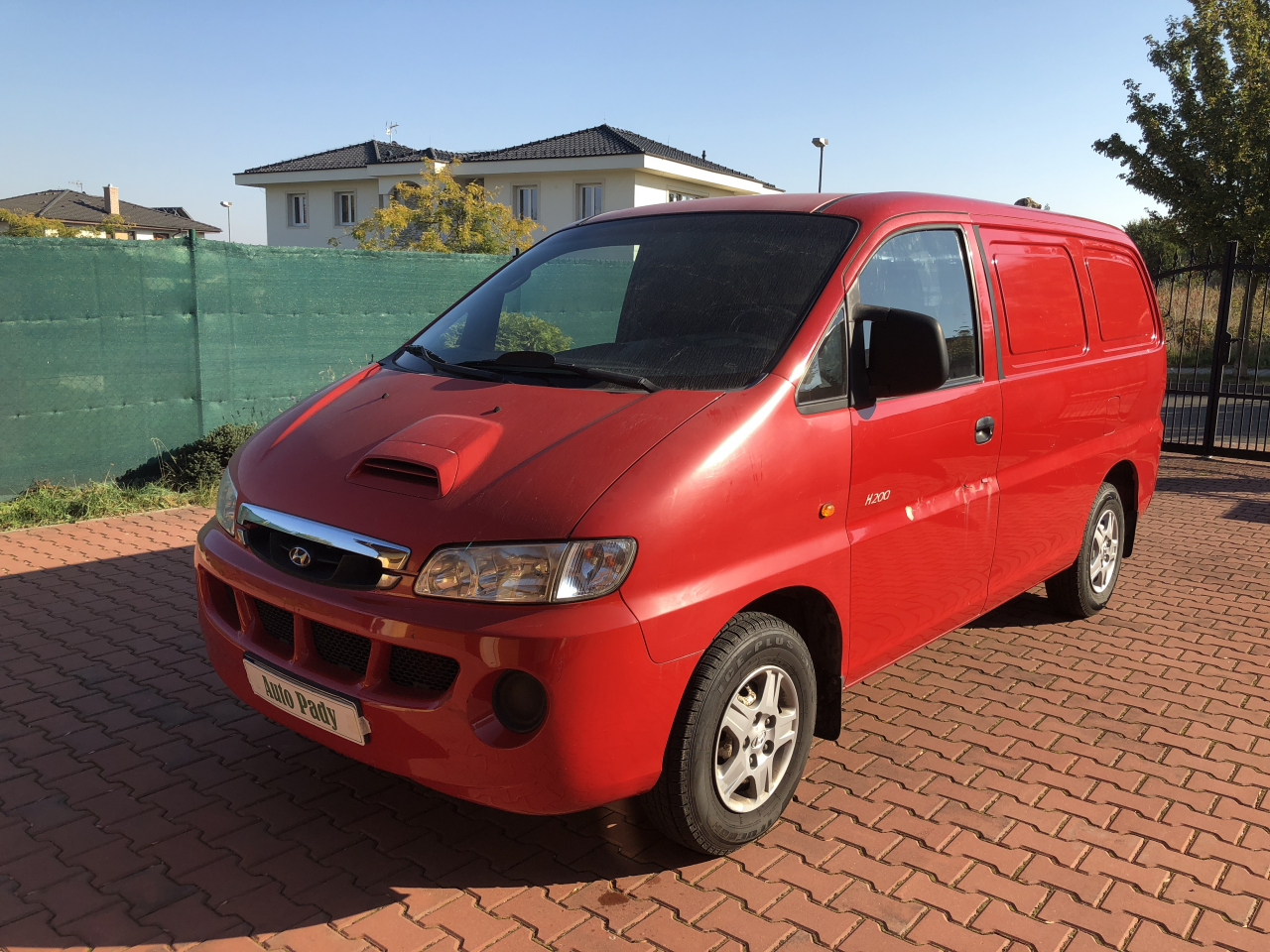 Hyundai H200